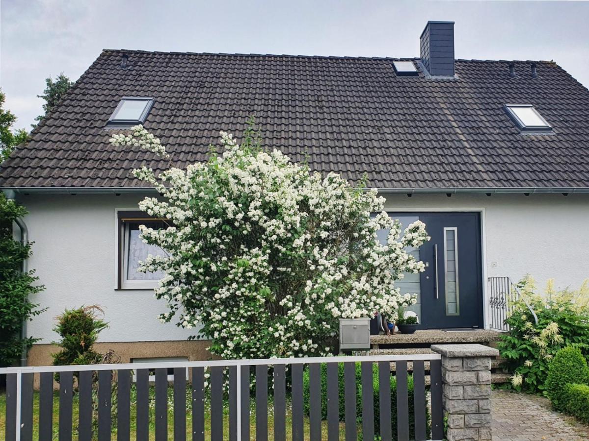 Privatzimmer Mit Eigenem Bad Und Kueche Burgwedel  Eksteriør billede