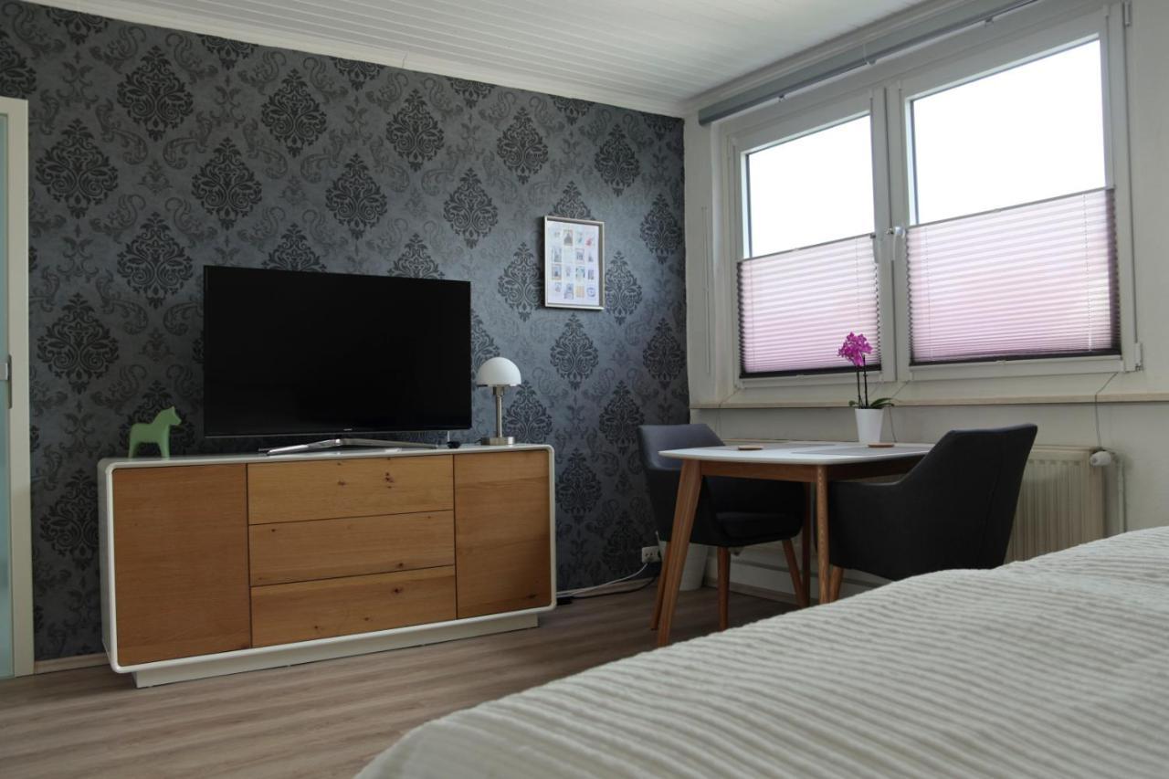 Privatzimmer Mit Eigenem Bad Und Kueche Burgwedel  Eksteriør billede